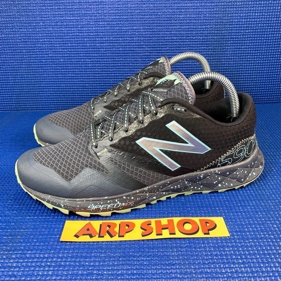 NEW BALANCE SPEED RIDE 690 Women Size 8.5 Black Athletic Running Shoes WT690LA1 - Picture 1 of 9